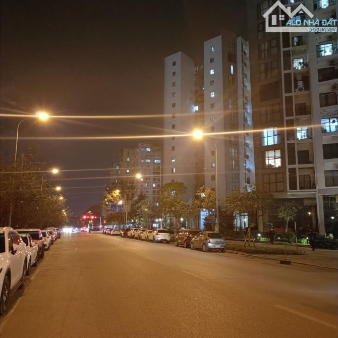 Bán chung cư khu đô thị Sài Đồng, Long Biên diện tích 74 mét, 2 ngủ, 2 vệ sinh, giá 3.3 tỷ - 1