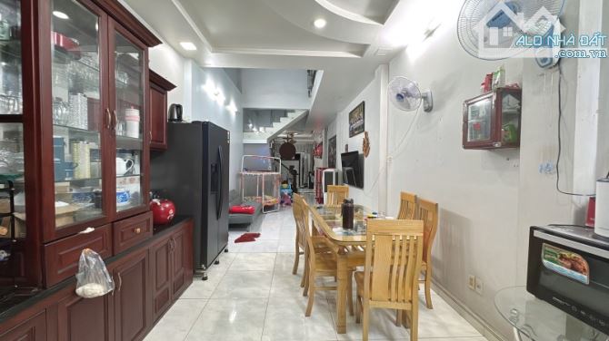 Gấp bán nhà Thủ Đức, 4 tầng, gần Mt Đặng Văn Bi, dt 100m2, giá 11 tỷ. - 3