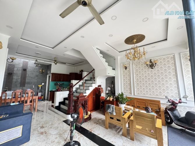 🆘 BÁN NHÀ NGỘP 4 TẦNG - DT 61M 4PN - LÊ VĂN VIỆT-TĂNG NHƠN PHÚ A - HẺM XE TẢI - 💰8.1 TỶ - 3