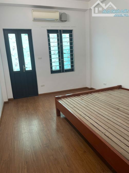 Cho thuê nhà ở Vân Canh, 40m2, 4 tầng, 4 ngủ, full dh,nl, giường, tủ, giá 10tr/th - 3