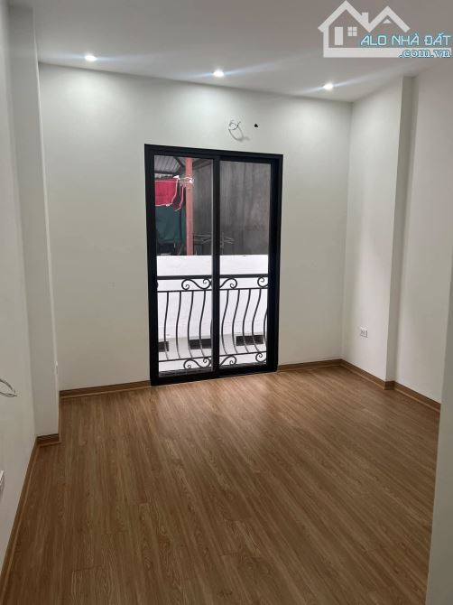 DUY NHẤT 1 CĂN MINH KHAI, 20M2,5 TẦNG GẦN PHỐ GIÁ CHỈ 4.7 TỶ. - 3