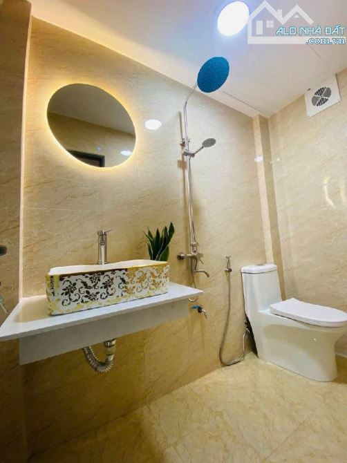 Cầu Giấy - 32m2 - 5 tầng - Ngõ nông - Gần phố - Nhà đẹp - Ở ngay - 3