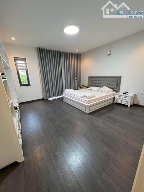 BÁN NHÀ KHU AN PHÚ AN KHÁNH QUẬN 2 nhà Hầm 4 tầng thang máy 8mx20m. Giá TL - 3