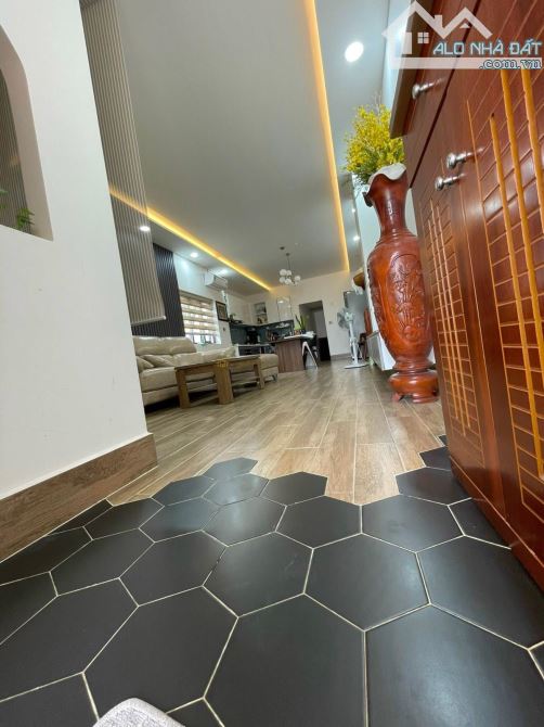 Biệt Thự mặt tiền Sông 314m2 đường Trúc Đường khu Làng Báo Chí - Thảo ĐIền -giá 58ty - 3