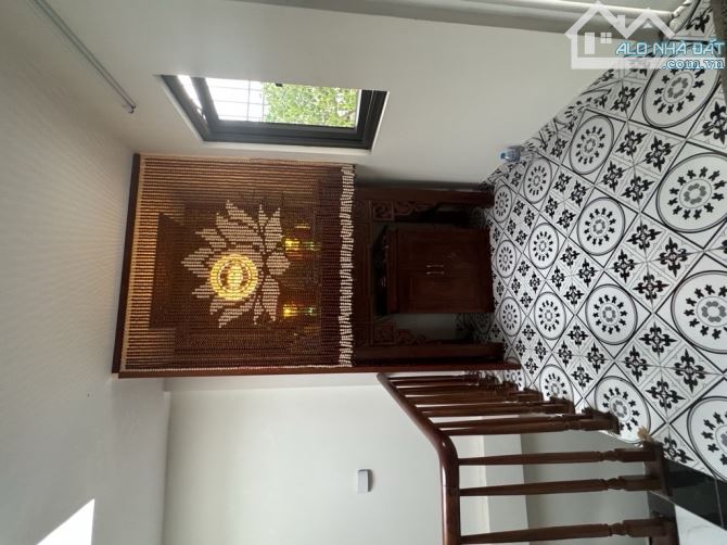 7 TỶ BÉ  .  35M . 5 TẦNG . 3 NGỦ . KHUNG CỘT CHẮC CHẮN . - 3