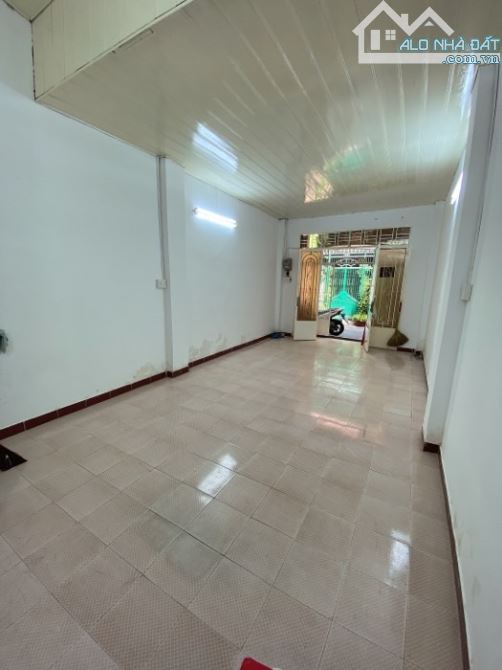 CHỈ 8.x TỶ - Q.5 - OTO TỚI CỬA - SÁT NGUYỄN BIỂU - 45m2 - SỔ VUÔNG VỨC - 3