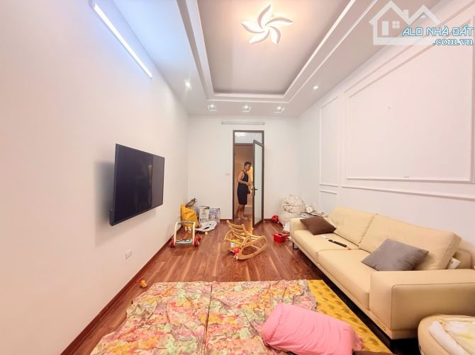 BÁN NHÀ CẦU GIẤY – 32M² x 5 TẦNG – MẶT TIỀN 3.4M – GIÁ NHỈNH 7.TỶ - 3