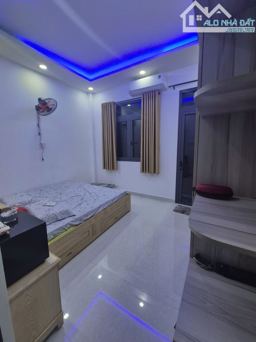 BÁN NHÀ CẦU XÉO - 3 tầng - 4m❌️13m - HẺM 4m SẠCH ĐẸP NHỈNH 5 TỶ - 3