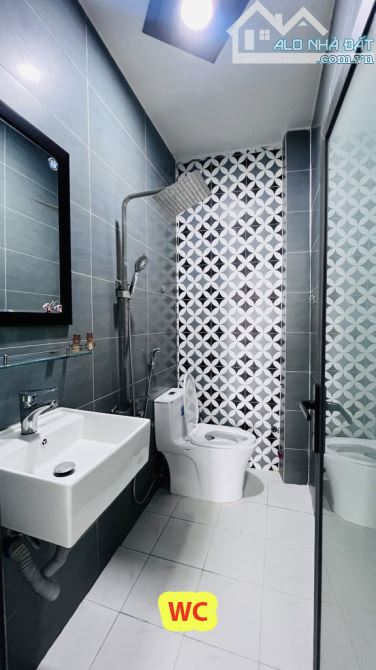 Bán Nhà 2 Tầng Huỳnh Tấn Phát Q7 – DTSD 110m² – SHR, Giá Tốt - 3