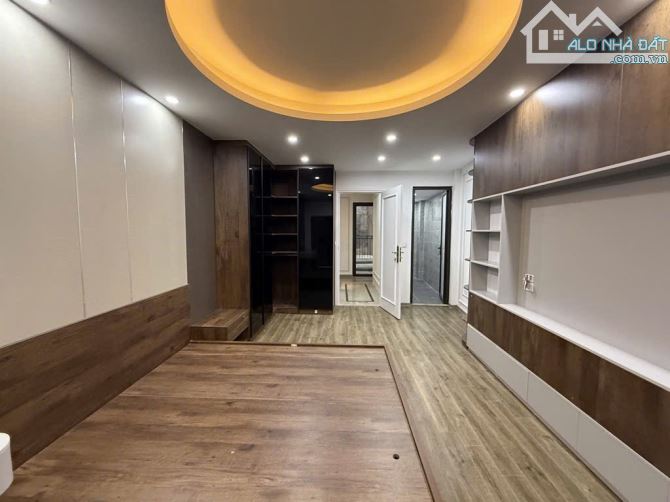 Bán căn 7 Tầng xây mới 65m2 cách 1 nhà ra phố Trường Chinh - 3