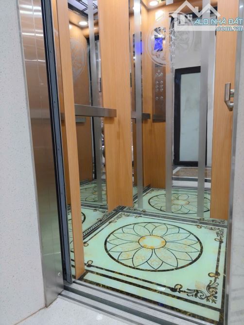7 tầng xây mới thang máy, oto vào nhà qua thông, Nguyễn Ngọc Nại, mtiền 5.9m. Giá 17.2 tỷ