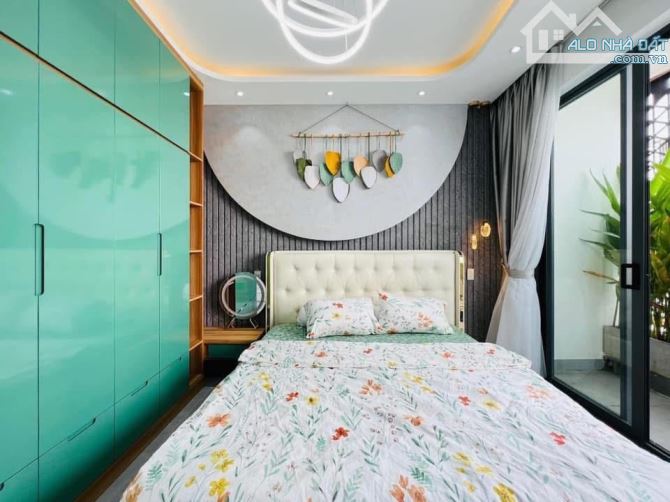 Bán nhà 2 tầng, hẻm xe hơi 5m ngay Hoàng Văn Thụ, TB. Giá: 3 Tỷ 810 / 55.25m2, có SHR - 3