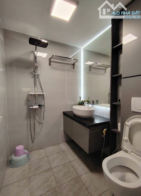 ❇️BÁN CĂN HỘ TẬP THỂ TẦNG 2 PHỐ HÀNG THAN - BA ĐÌNH 50 M2, 2 PHÒNG NGỦ, 1 VS GIÁ RẺ. - 3