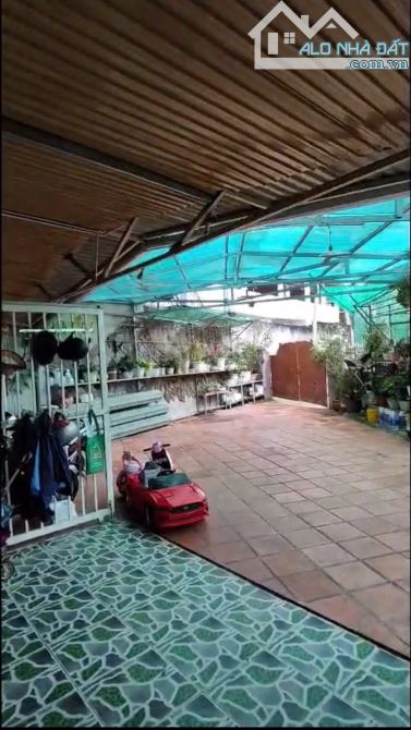 Cần bán nhà đất rộng gần trung tâm  đường Quang Trung , Đà Lạt 300m2 - 3