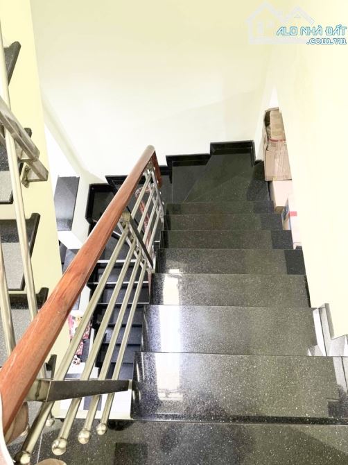 TỈNH LỘ 10, 4x15, 4TẦNG,HXH THÔNG, OTO ĐỖ CỬA, NGAY KHU TÊN LỬA, GẦN AEON, CHỈ 5.X TỶ - 3
