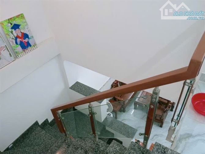 BÁN NHÀ 2 TẦNG 65M2- 4.4 TỶ- CẠNH NGÃ 3 MỸ THÀNH - 3
