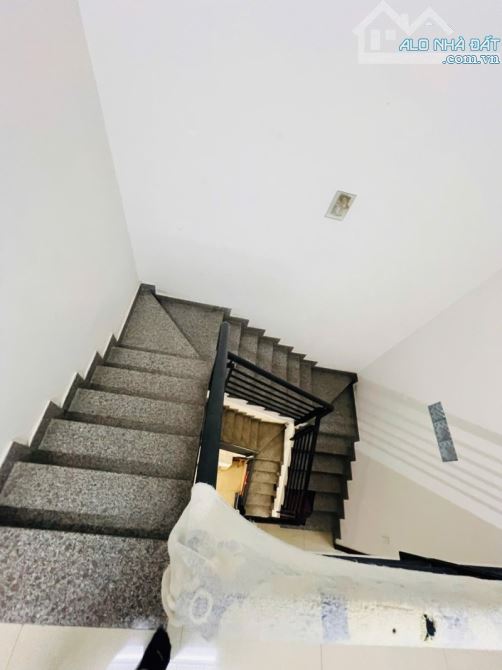 Tân Phú, Lý Thánh Tông - 51m2 (4x13) - 3 Tầng BTCT - Giáp Q11,Q6 - Chỉ 4,9T (TL) - 3