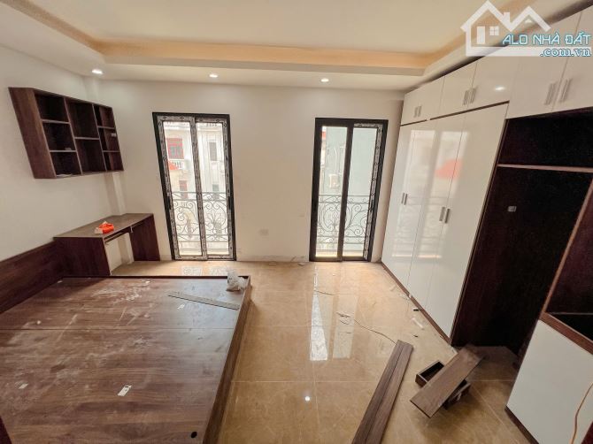 CCMN 50m2 x 6 Tầng Dòng Tiền 40tr/tháng – Ngay Chợ Thạch Bàn - 3