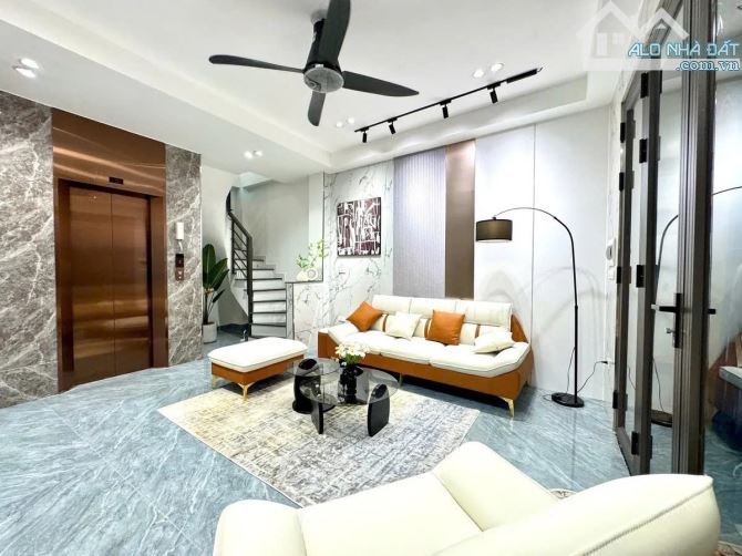 Bán nhà phố Trần Quý Cáp 38m2, 6T thang máy cực phẩm lô góc 11.8 tỷ VIP Đống Đa - 3