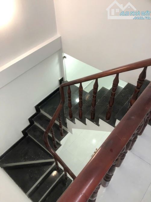 Cho thuê nhà mới 2 tầng mặt tiền Nguyễn Duy P10Q8 - 3