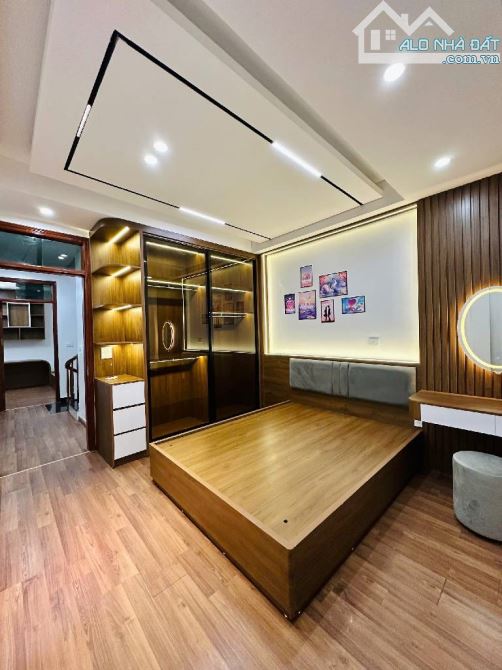 Bán nhà trường lâm long biên 35m2 5 tầng full nội thất giá nhỉnh 5 tỷ - 3