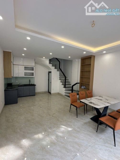 BÁN NHÀ SÀI ĐỒNG – NGUYỄN VĂN LINH LONG BIÊN – 36M² – 5 TẦNG – GARA Ô TÔ – 7,65 TỶ - 3