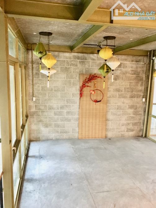 🎉🎉- Nhà 3 tầng gồm 6WC, Quầy lễ Tân, Bếp, kho, khu kinh doanh - 3