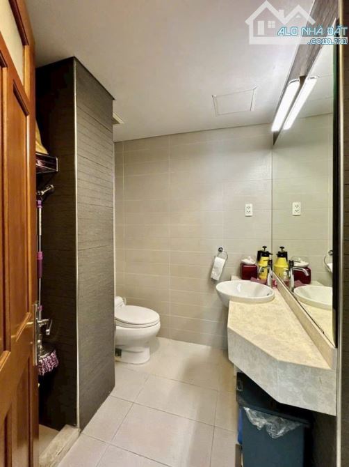 Nhà đẹp hẻm xe hơi đường Lê Hồng Phong 22.1m2 x 3m x 3 lầu chỉ 3.1 tỷ - 3