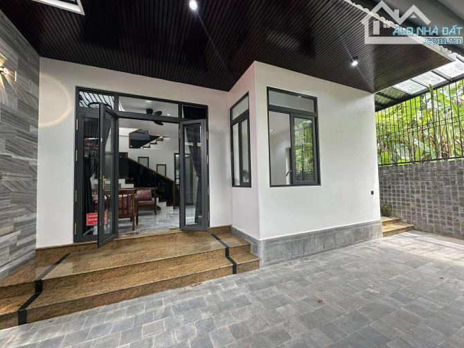 Nhà đẹp Hai Tầng đổ 2 mê Lê Duẩn cạnh đường chính - Nội thất Vip - 3
