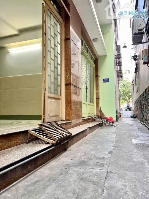 Bán nhà riêng Trường Sa, Q3, HCM 5,7 tỷ, 31,8m2, 3PN, 3WC - 3