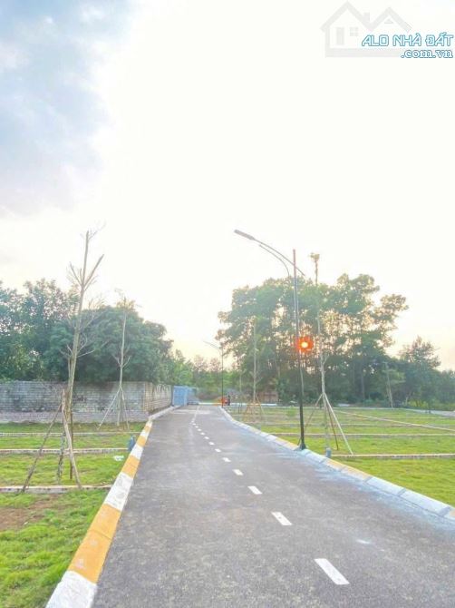 Cơ hội sở hữu đất 106m thôn Đồi Sen Giá tốt nhất khu vực gần trường FPT & Khu CNC Hoà Lạc - 3