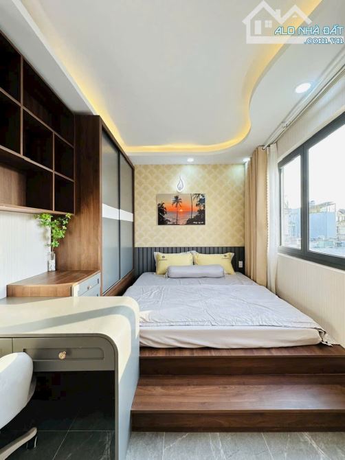 BÁN NHÀ 5lầu-4pn HXH- KHU VIP NGUYỄN TƯ GIẢN, P12, GÒ VẤP.GIÁ: 6.6 TỶ - 3