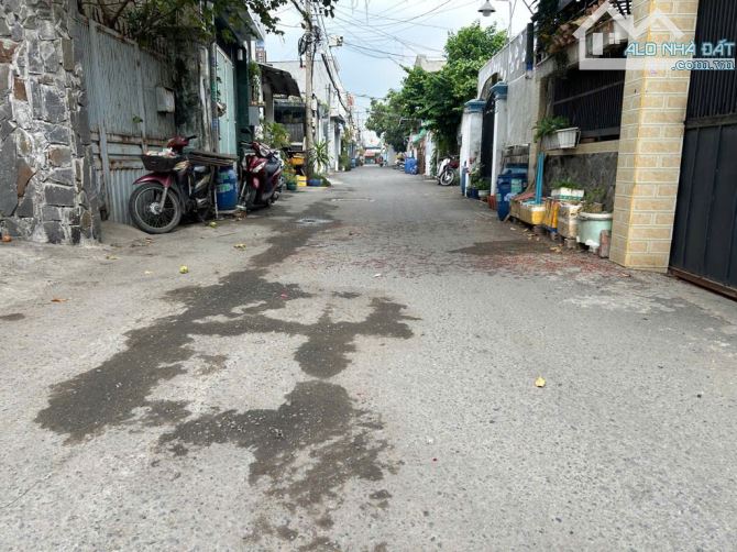 98m2 - ngang 5.6 - shr - hẻm nhựa 6m - ngay cđ giao thông dương đình hội - 7.5 tỷ - 3