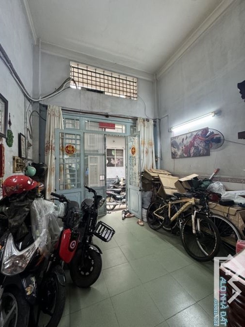 B.ÁN NH.À CHÍNH CHỦ 1 ĐỜI CHƯA QUA ĐẦU TƯ - NHÀ 3 TẦNG - NGAY BÌNH TIÊN, QUẬN 6 - HẺM XE H - 4