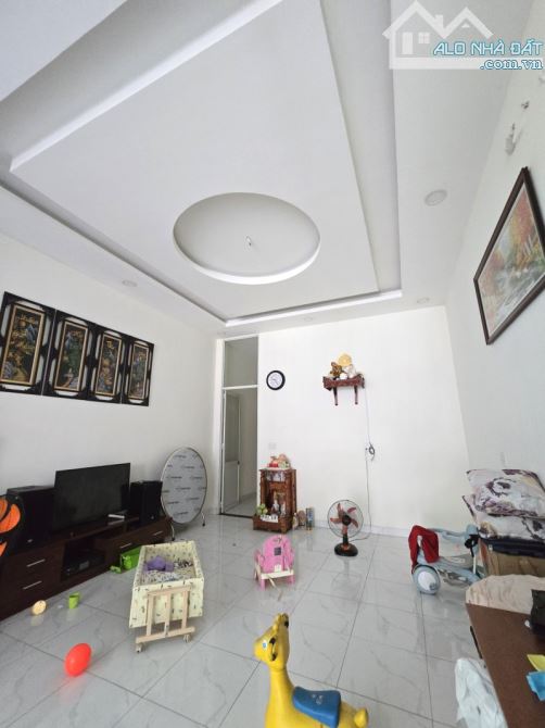Ngộp Giảm Sốc 1.4 tỷ Bán Gấp Mặt Tiền KD Đường 14m P. Tam Bình – 120m² – Đang Cho Thuê - 4