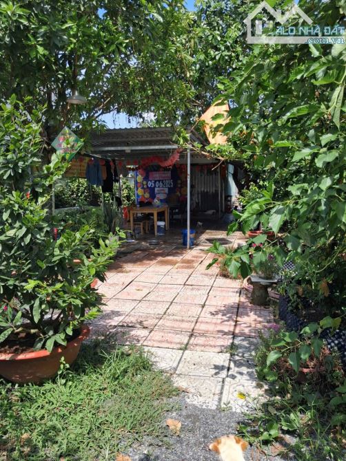 ĐẤT ĐẸP VEN SÔNG 526 M2 - XÂY ĐIỀN TRANG GIỮA LÒNG SÀI GÒN - NHỈNH 4 TỶ - 4