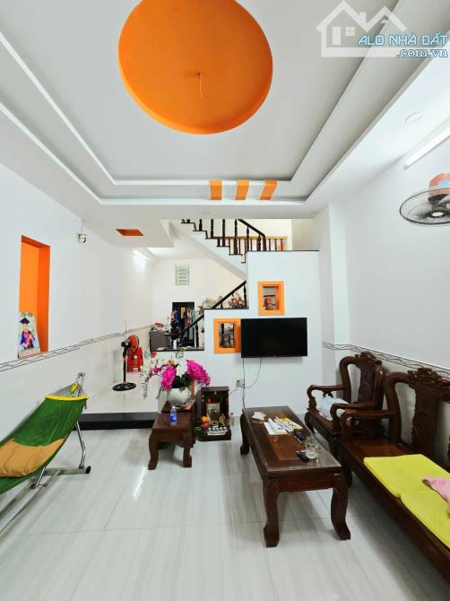 Chủ cần bán gấp căn nhà trệt+ lửng ,54m ngang 4,3m gần cầu ông nhiêu, TP thủ đức giá 4ty35 - 4