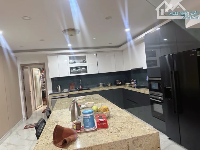 💥BÁN NHÀ 3 TẦNG VÀO Ở NGAY TRUNG TÂM PHỐ HỒNG KÔNG CHỢ HOÀ KHÁNH. DT 117m2. CHỈ 7.5 tỷ - 4