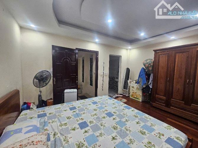 NHÀ TT ĐỒNG XA – 30M² – 5 TẦNG – NGÕ THÔNG – CÁCH PHỐ 50M – GIÁ 8.9 TỶ - 4