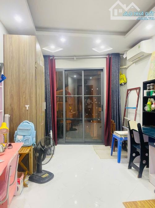 NHÀ MẶT PHỐ YÊN XÁ Ô TÔ KD SẦM UẤT 42M 5 TẦNG - 4