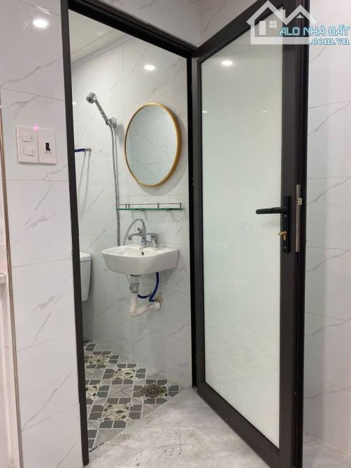 3,25 tỷ bán nhà đẹp 3.5 Tầng Trần Nguyên Hãn - Lê chân, Hải phòng. Ô tô đỗ sát nhà cách 5m - 4