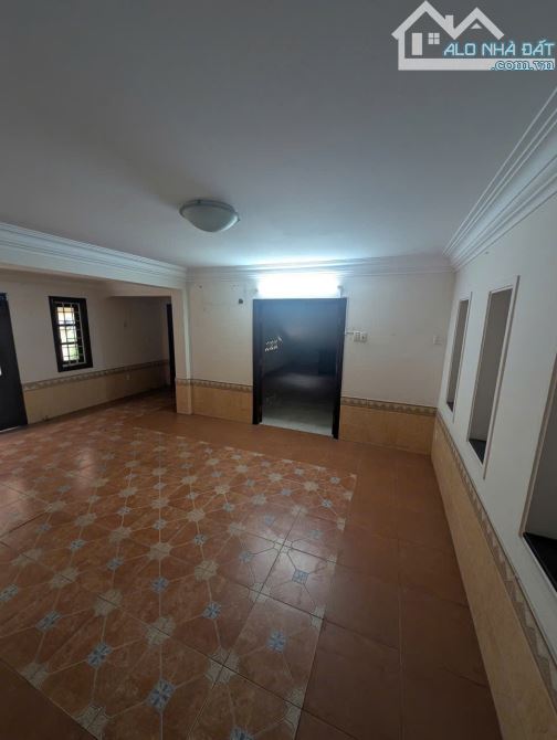 Siêu Phẩm Bán Biệt Thử Rẻ Nhất Khu Nguyễn Văn Hưởng Q.2 - 16x26m - 4 tầng - giá chỉ 87 tỷ. - 4