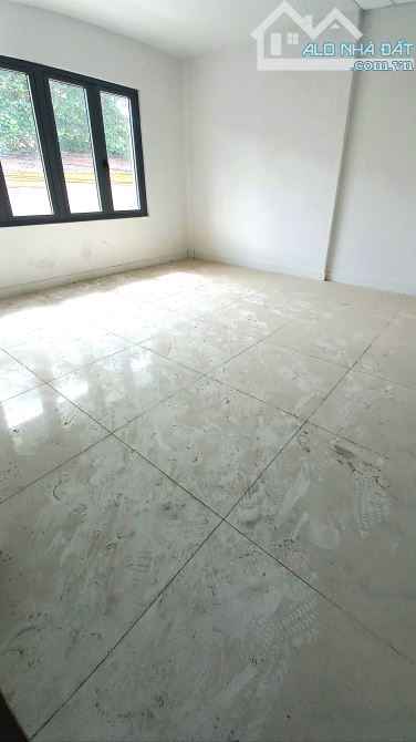 BÁN NHÀ ĐẤT LONG BÌNH TÂN, 1TRỆT 1LẦU, SỔ HỒNG THỔ CƯ, ĐƯỜNG OTO 7 CHỖ - 4