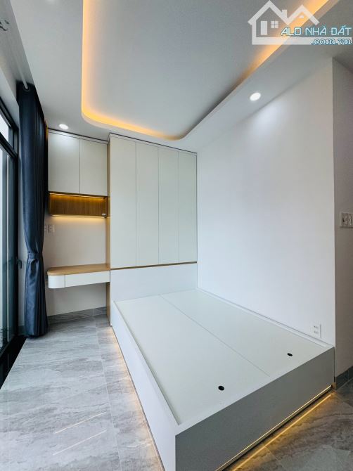 🏡 Cần bán Nhà 1T3L (gara 3 xe, 4PN, full nội thất) – Mặt tiền P.4 - 68m² – Giá 12.5 tỷ - 4
