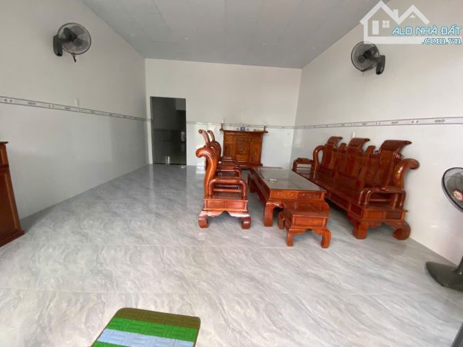 BÁN NHÀ CÂP 4 MỚI ĐẸP VĨNH HOÀ CÁCH BIỂN TẦM 1KM , KHU DÂN CƯ  💥Diện tích : 101,7m2 ngang - 4