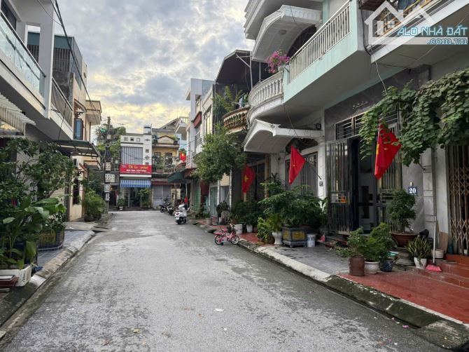Bán lô đất góc siêu đẹp ngõ hồ xuân hương ngọc châu hải dương - 4