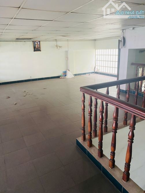 Bán Đất tặng Biệt Thự 5 Lầu Y Hình - Hoàng Văen Thụ 12x25m, chỉ 5x tỷ - 4