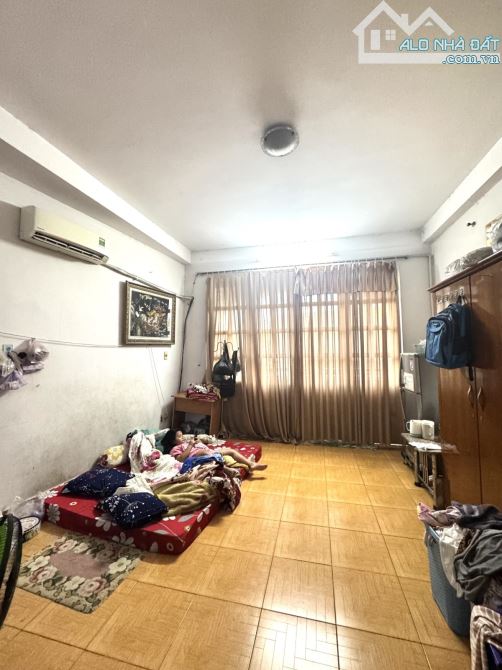 NHÀ HỒ VĂN TƯ - TRƯỜNG THỌ- THỦ ĐỨC. 3 LẦU- 4PN - 110M2- $ 5.4TỶ TL.   + VỊ TRÍ nhà có 2 l - 4