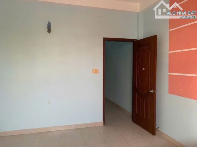 BÁN NHÀ MỚI 4 TẦNG – (54M2)-4PN - HXH 6M – SÁT KHU TÊN LỬA – BÌNH TRỊ ĐÔNG - Giá: 5.3tỷ (T - 4