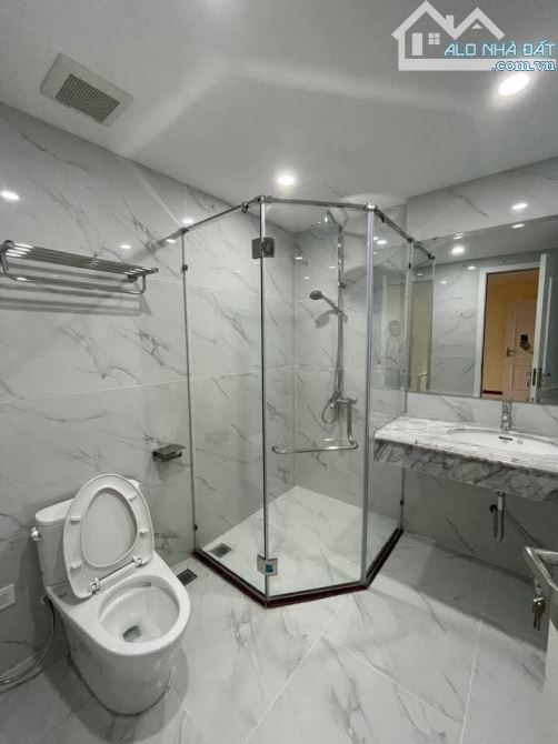 Cho thuê tòa nhà 7 tầng thang máy, PCCC, dt 147m2, mt 7.2m mp Trung Văn - 4